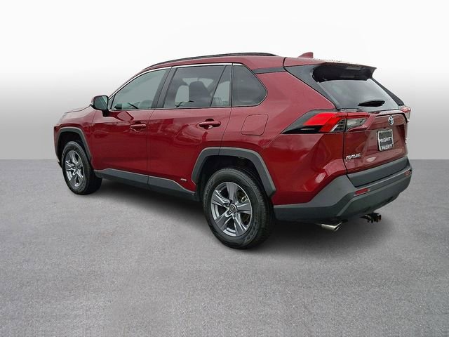 Used 2024 Toyota RAV4 XLE w/ Convenience Package image 6