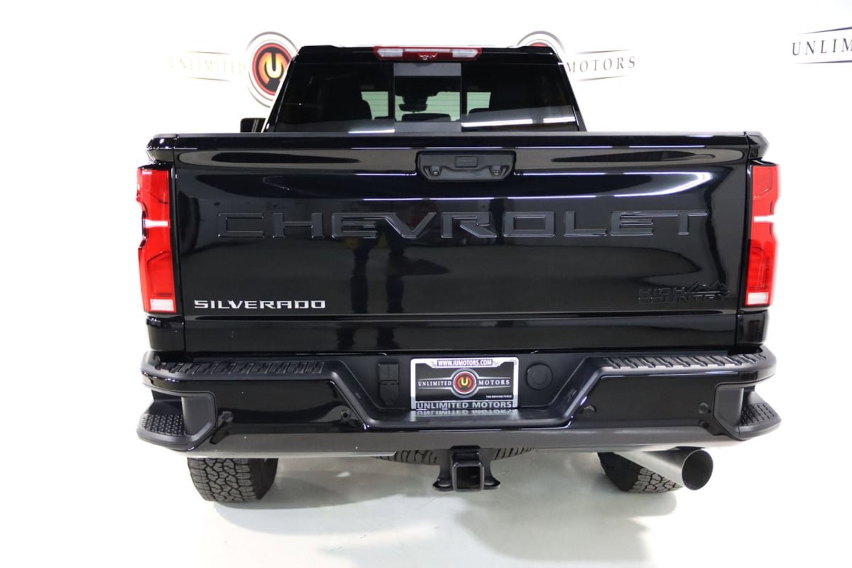 Used 2025 Chevrolet Silverado 2500 High Country w/ Technology Package image 32
