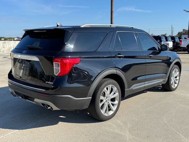 Used 2022 Ford Explorer Platinum w/ Equipment Group 601A AWD/4WD image 3