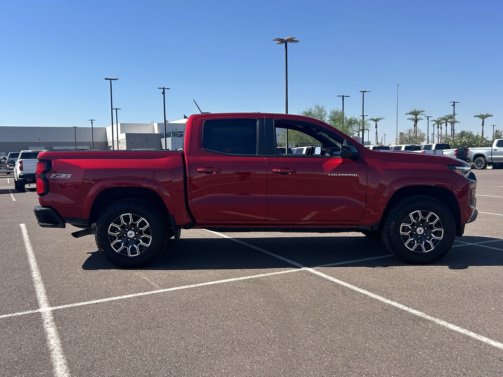 Used 2024 Chevrolet Colorado Z71 w/ Z71 Convenience Package 2 AWD/4WD image 6