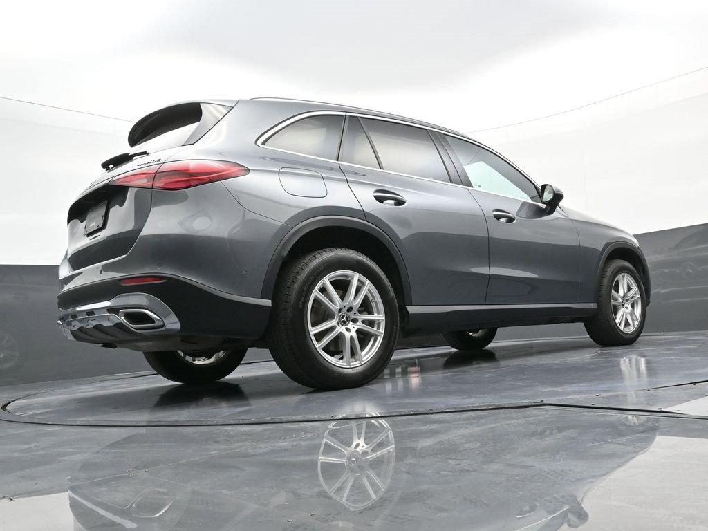 Used 2023 Mercedes-Benz GLC 300 4MATIC image 27