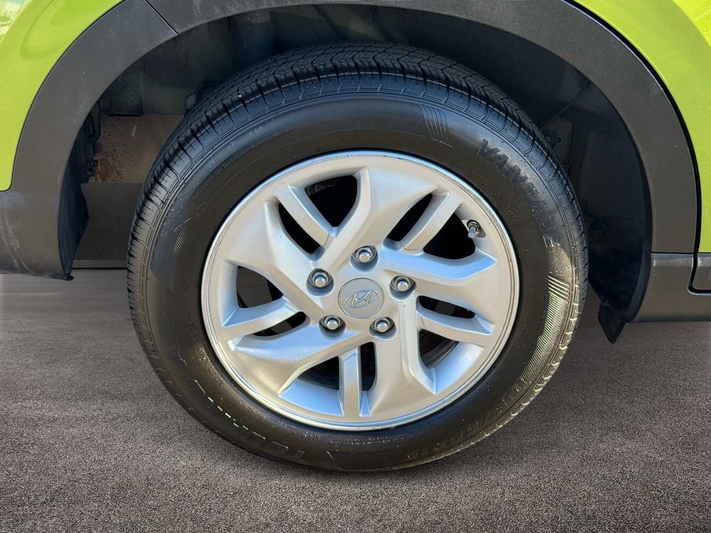 Used 2024 Hyundai Venue SE image 8