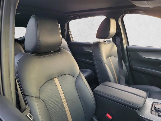 Used 2024 MAZDA CX-90 3.3 Turbo w/ Premium Plus Pkg image 15