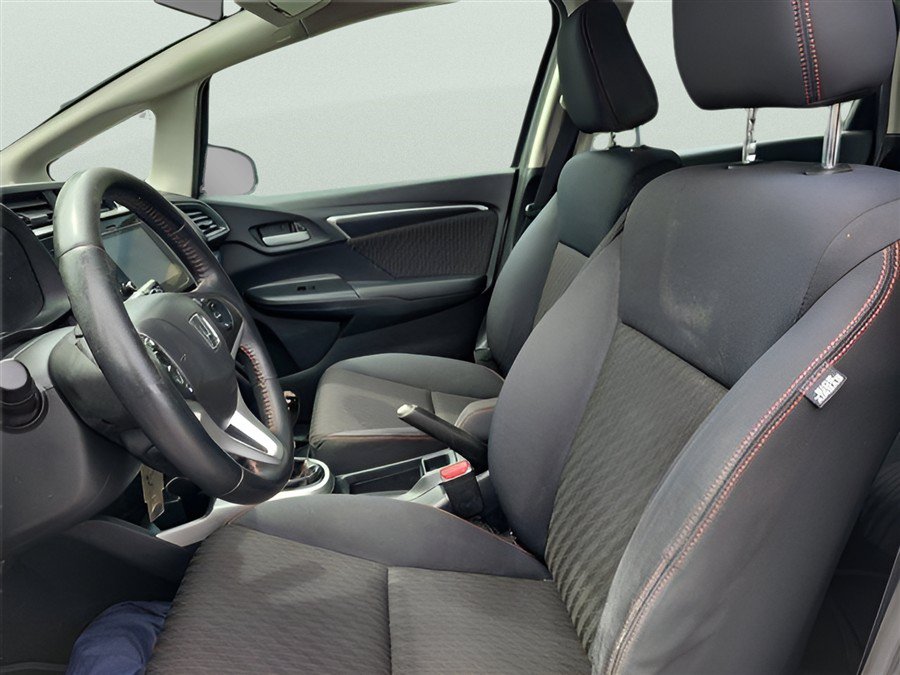 Used 2018 Honda Fit Sport image 14