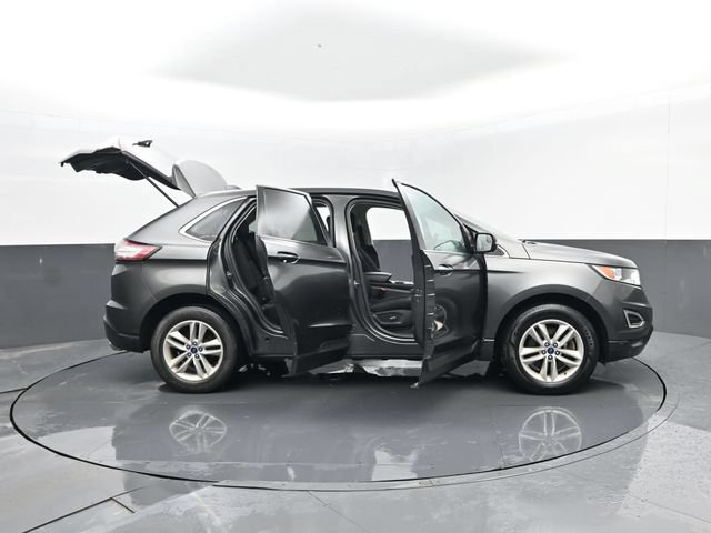 Used 2018 Ford Edge SEL AWD/4WD image 29