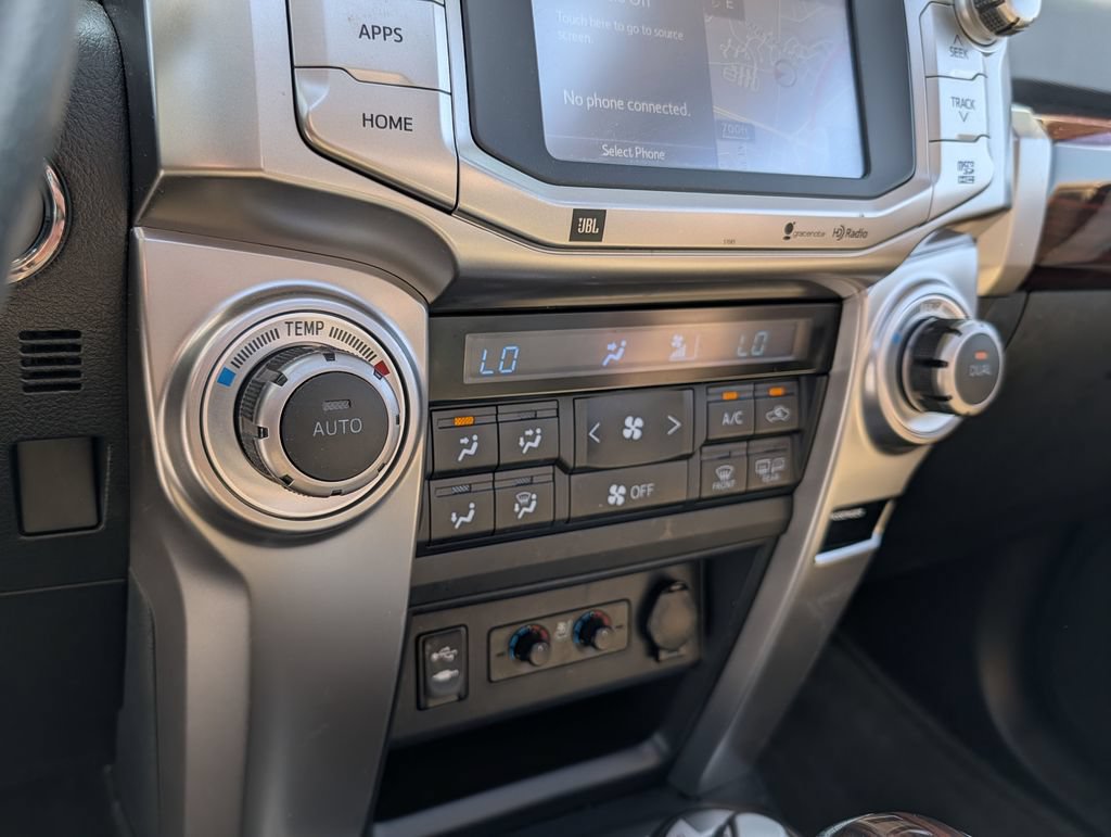 Used 2015 Toyota 4Runner Limited AWD/4WD image 18