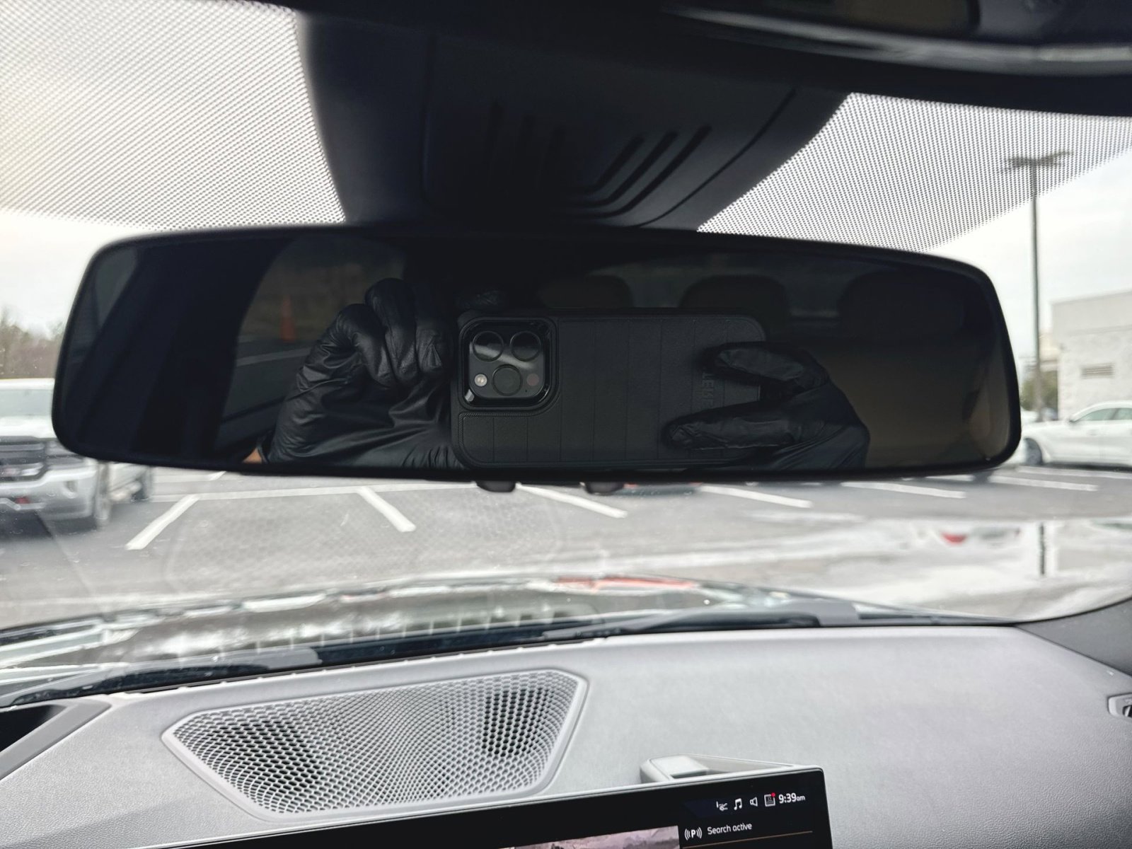 Used 2024 BMW i4 eDrive35 w/ Premium Package image 15