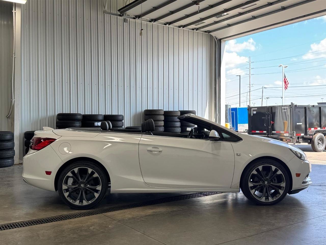 Used 2017 Buick Cascada Premium FWD image 2