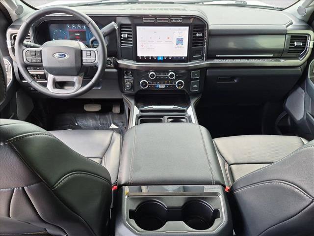 Used 2024 Ford F250 Lariat w/ Black Appearance Package AWD/4WD image 18