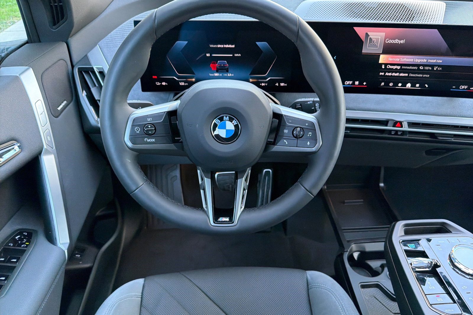 Used 2026 BMW iX xDrive60 w/ M Sport Package image 18