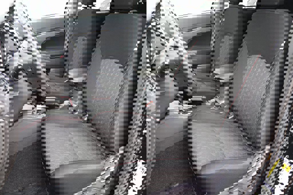 Used 2025 Mitsubishi Outlander Sport LE image 18