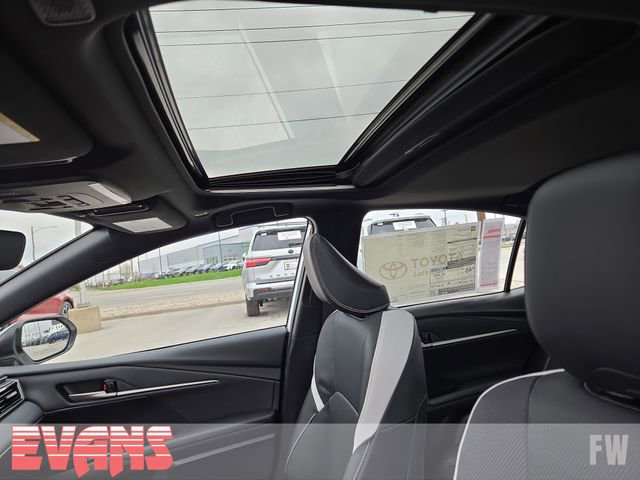 New 2026 Toyota Camry Hybrid w/ Multimedia Upgrade Package image 22