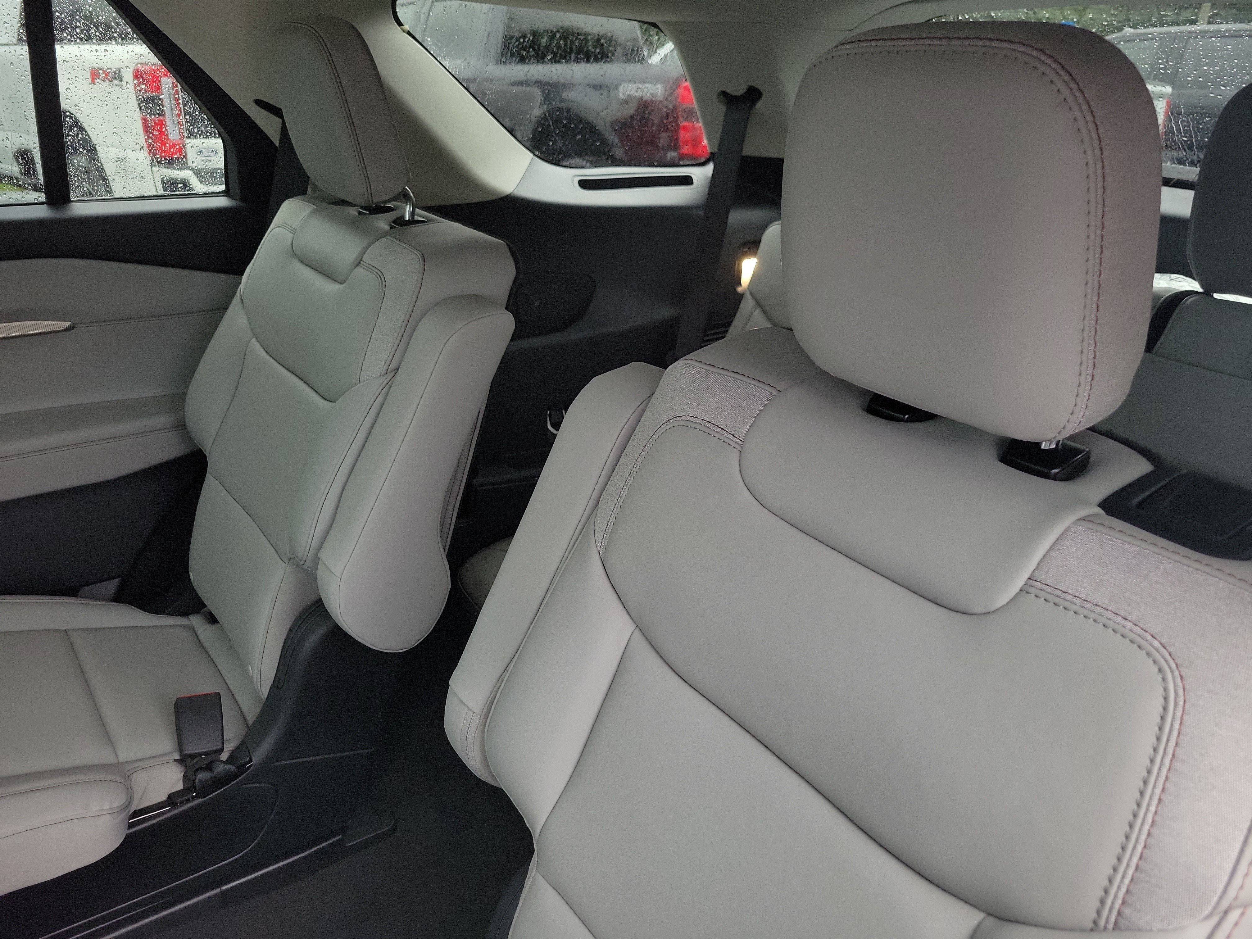 New 2026 Ford Explorer Active w/ Active Comfort Package RWD image 19
