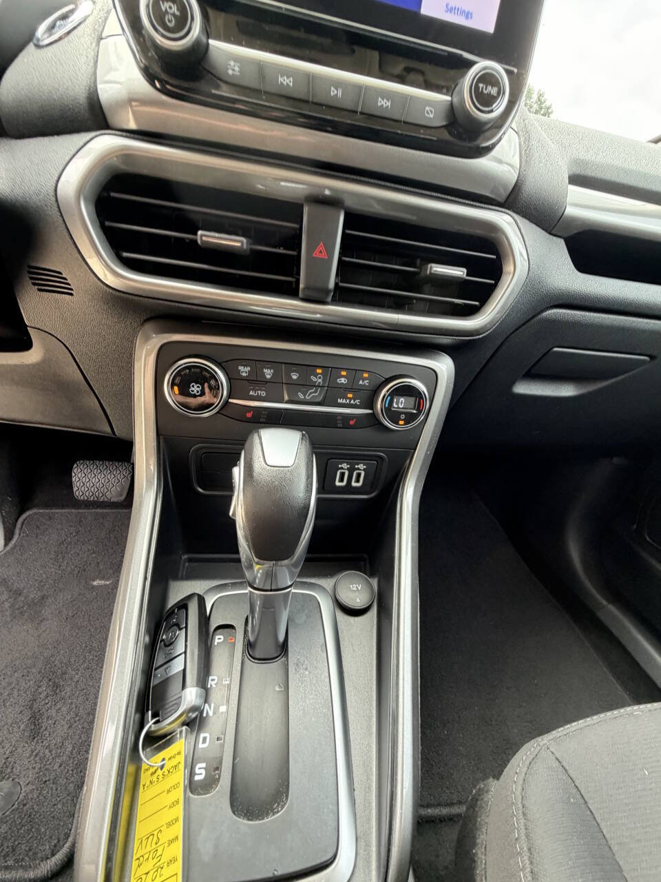 Used 2020 Ford EcoSport SE FWD image 12