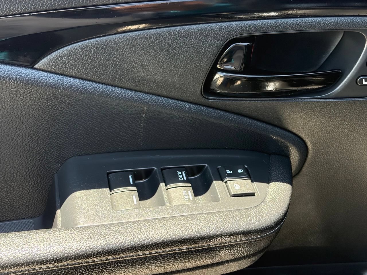 Used 2022 Honda Passport Elite image 8