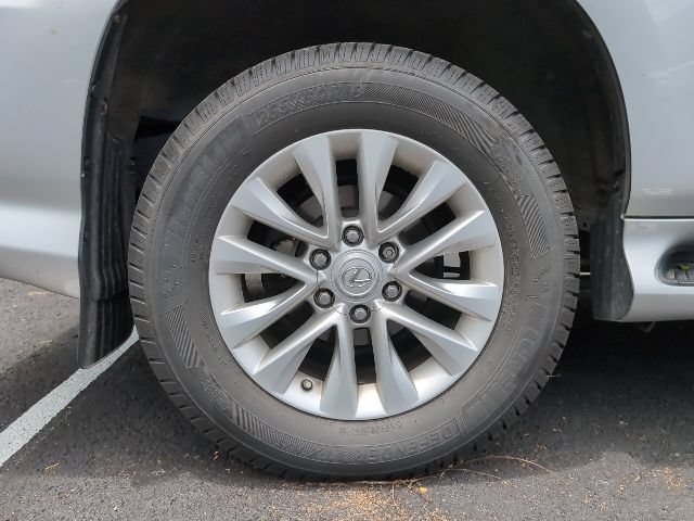Used 2016 Lexus GX 460 w/ Premium Package AWD/4WD image 5