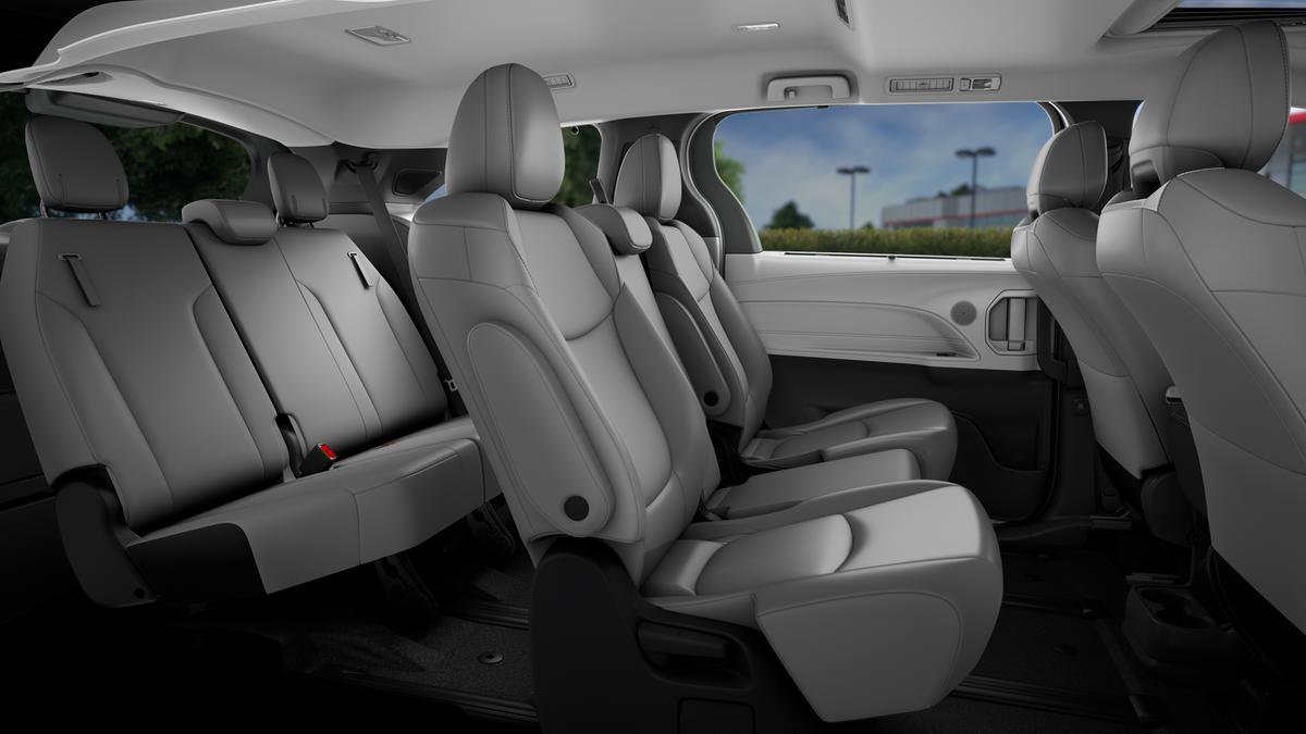 New 2026 Toyota Sienna XLE FWD image 54