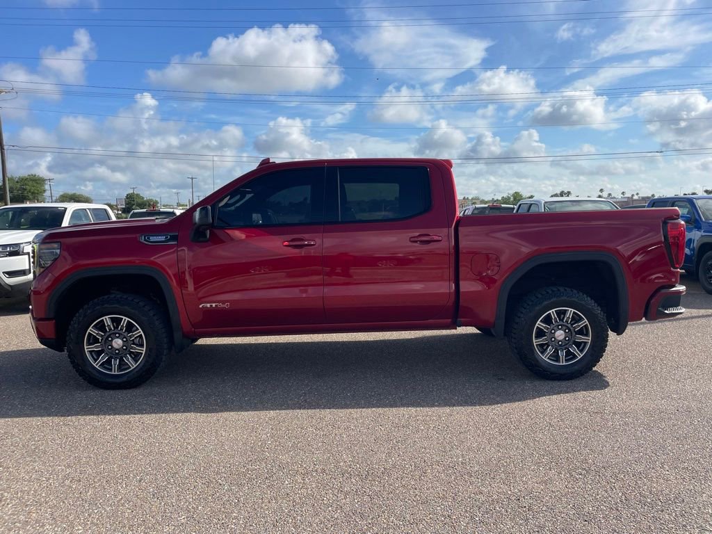 Used 2024 GMC Sierra 1500 AT4 w/ AT4 Preferred Package AWD/4WD image 4