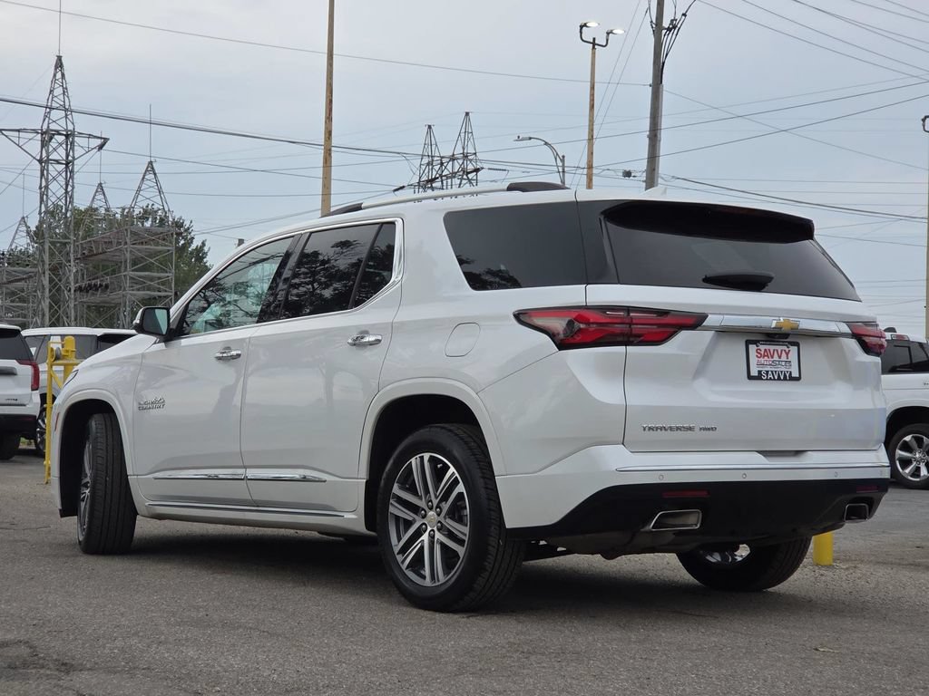 Used 2023 Chevrolet Traverse High Country AWD/4WD image 14