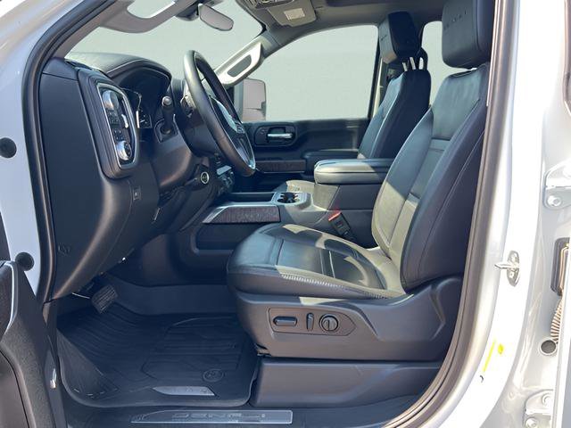 Used 2023 GMC Sierra 3500 Denali w/ Denali Ultimate Package image 10