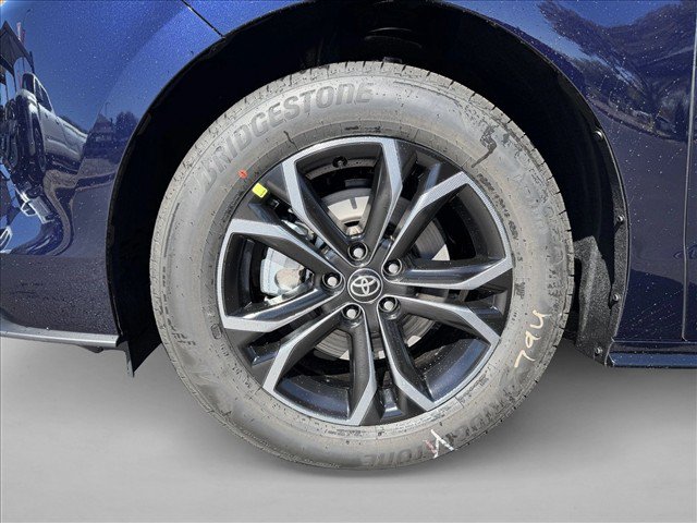 New 2026 Toyota Sienna Platinum AWD/4WD image 16