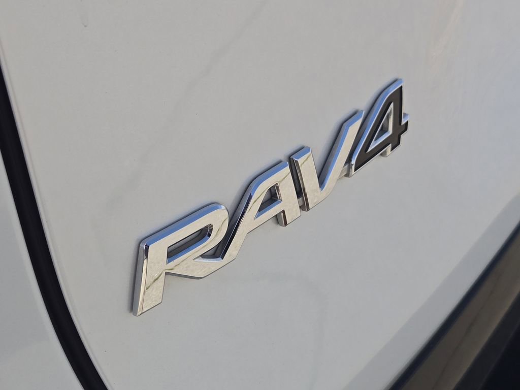 Used 2024 Toyota RAV4 XSE w/ Advanced Technology Package image 12