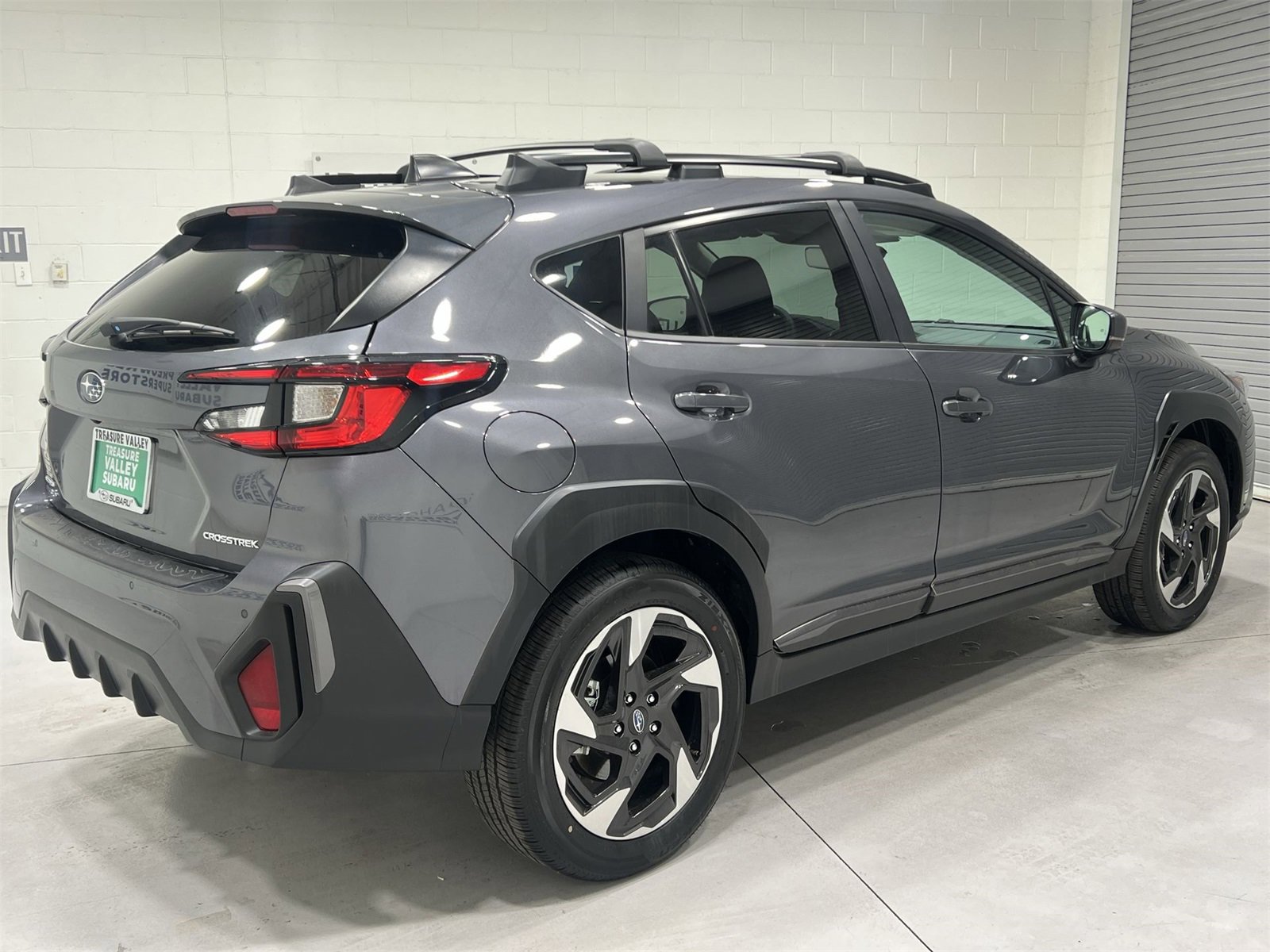 Used 2025 Subaru Crosstrek 2.5i Limited w/ Crosstrek Mirror Package image 8