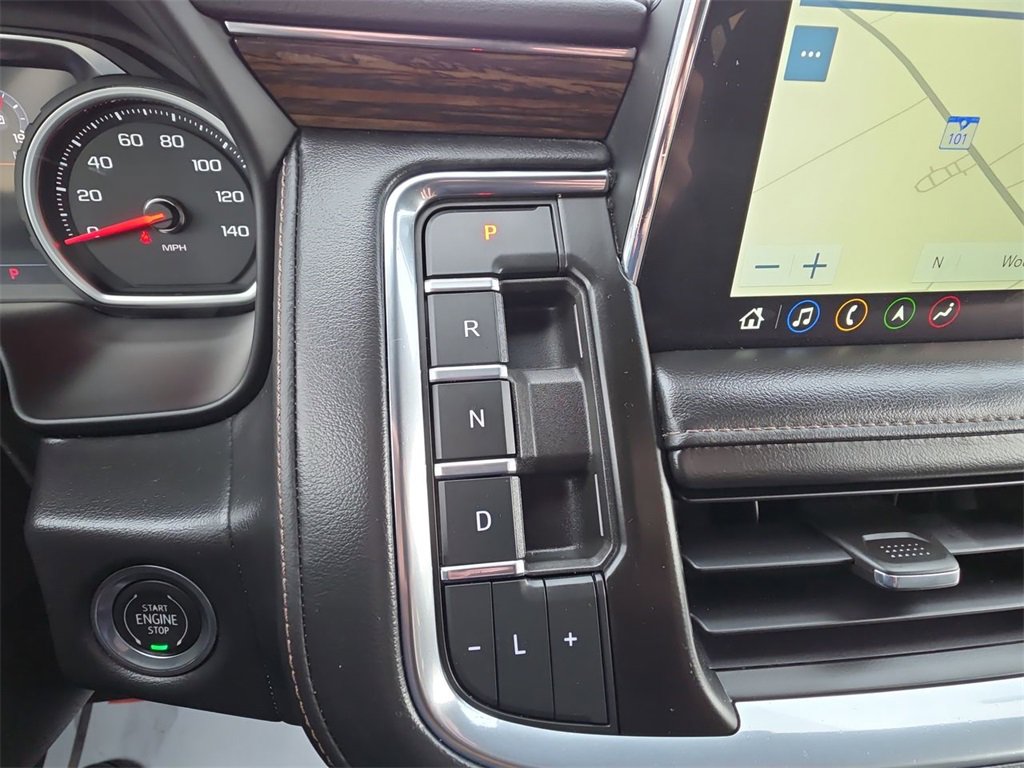 Used 2021 Chevrolet Suburban High Country image 16