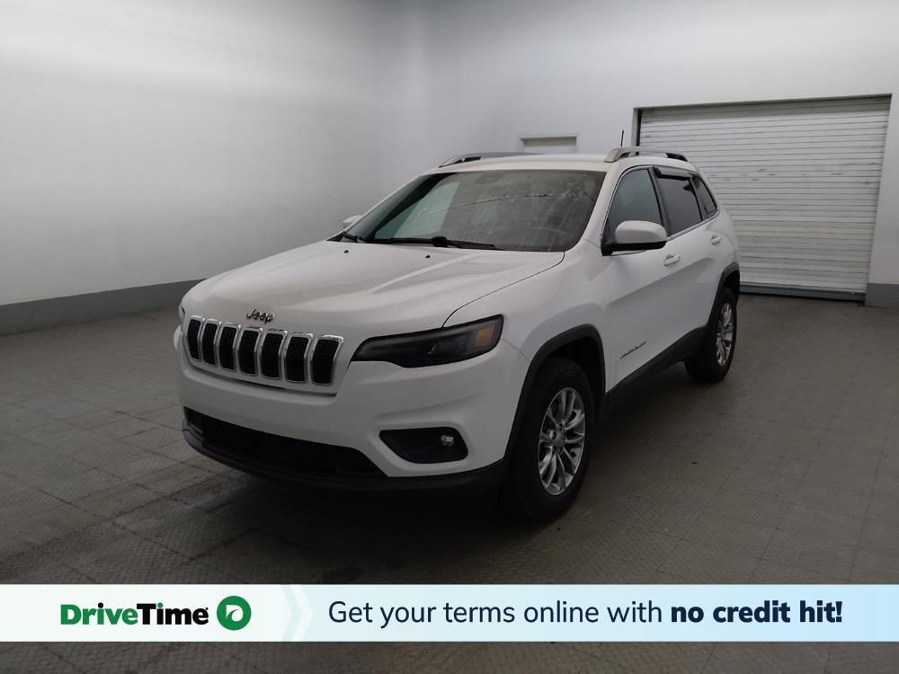 Used 2019 Jeep Cherokee Latitude Plus w/ Cold Weather Group AWD/4WD image 1