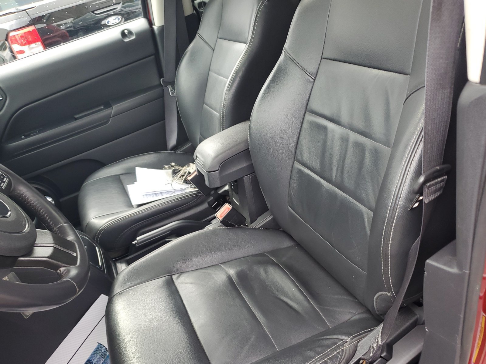Used 2017 Jeep Patriot High Altitude AWD/4WD image 17