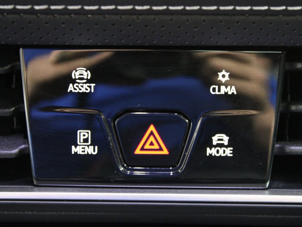 Used 2024 Volkswagen Atlas Cross Sport SEL Premium R-Line image 56