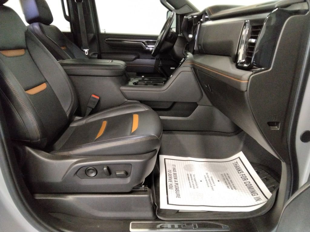 Used 2024 GMC Sierra 2500 AT4 w/ Technology Package image 42