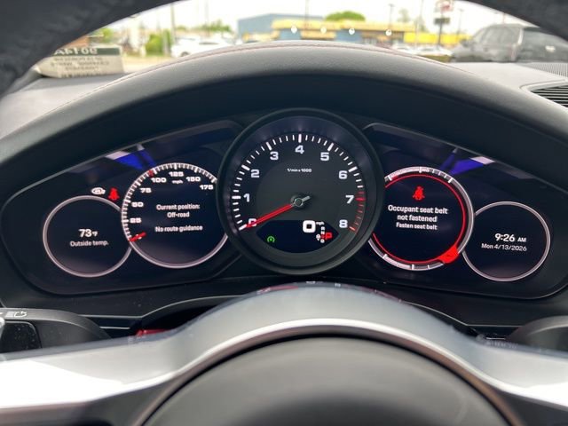 Used 2023 Porsche Cayenne Coupe image 16