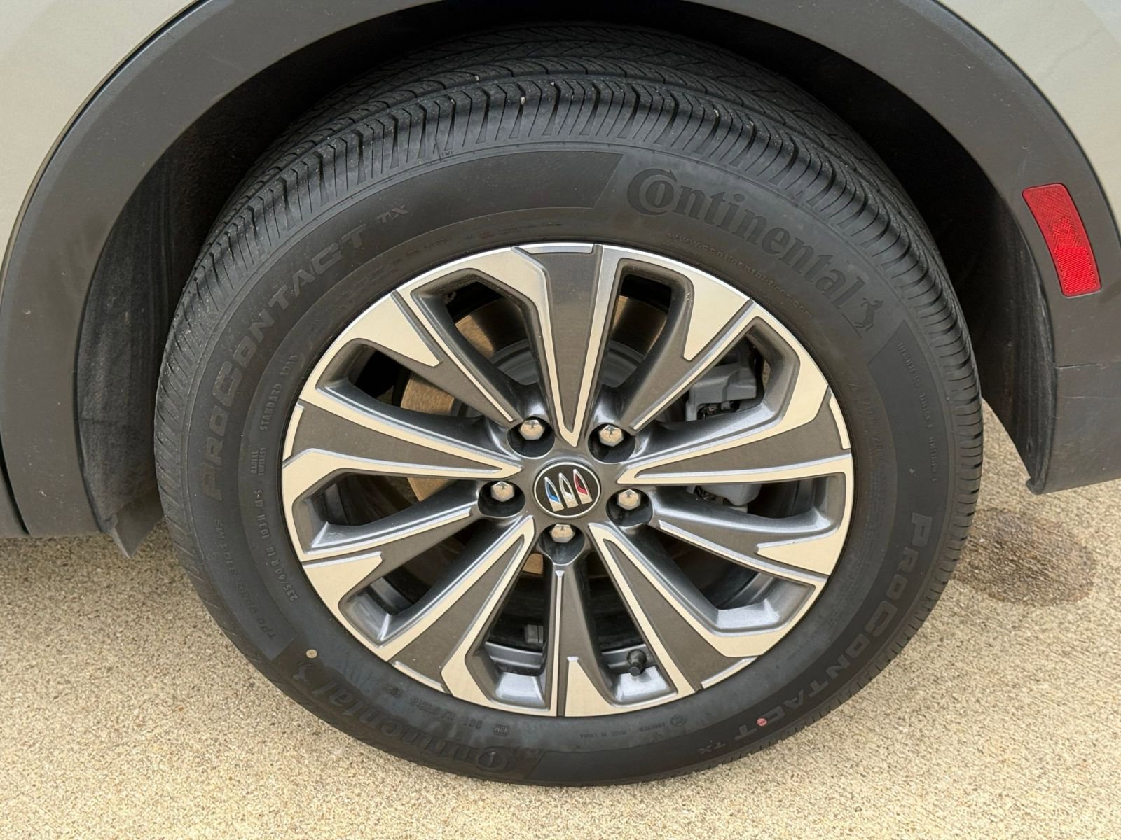 Used 2024 Buick Envision Preferred AWD/4WD image 31