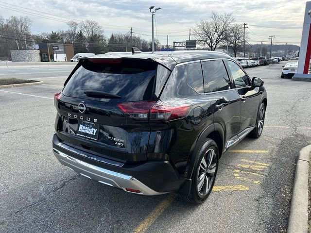 Used 2023 Nissan Rogue Platinum AWD/4WD image 8