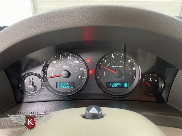 Used 2005 Jeep Grand Cherokee Laredo image 15