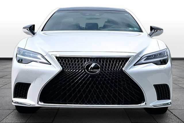 Used 2023 Lexus LS 500 AWD w/ Luxury Package image 2