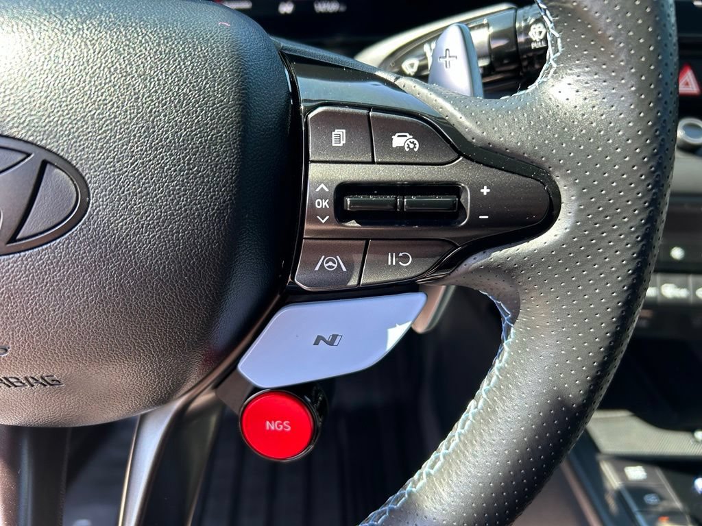 Used 2025 Hyundai Elantra N FWD image 11