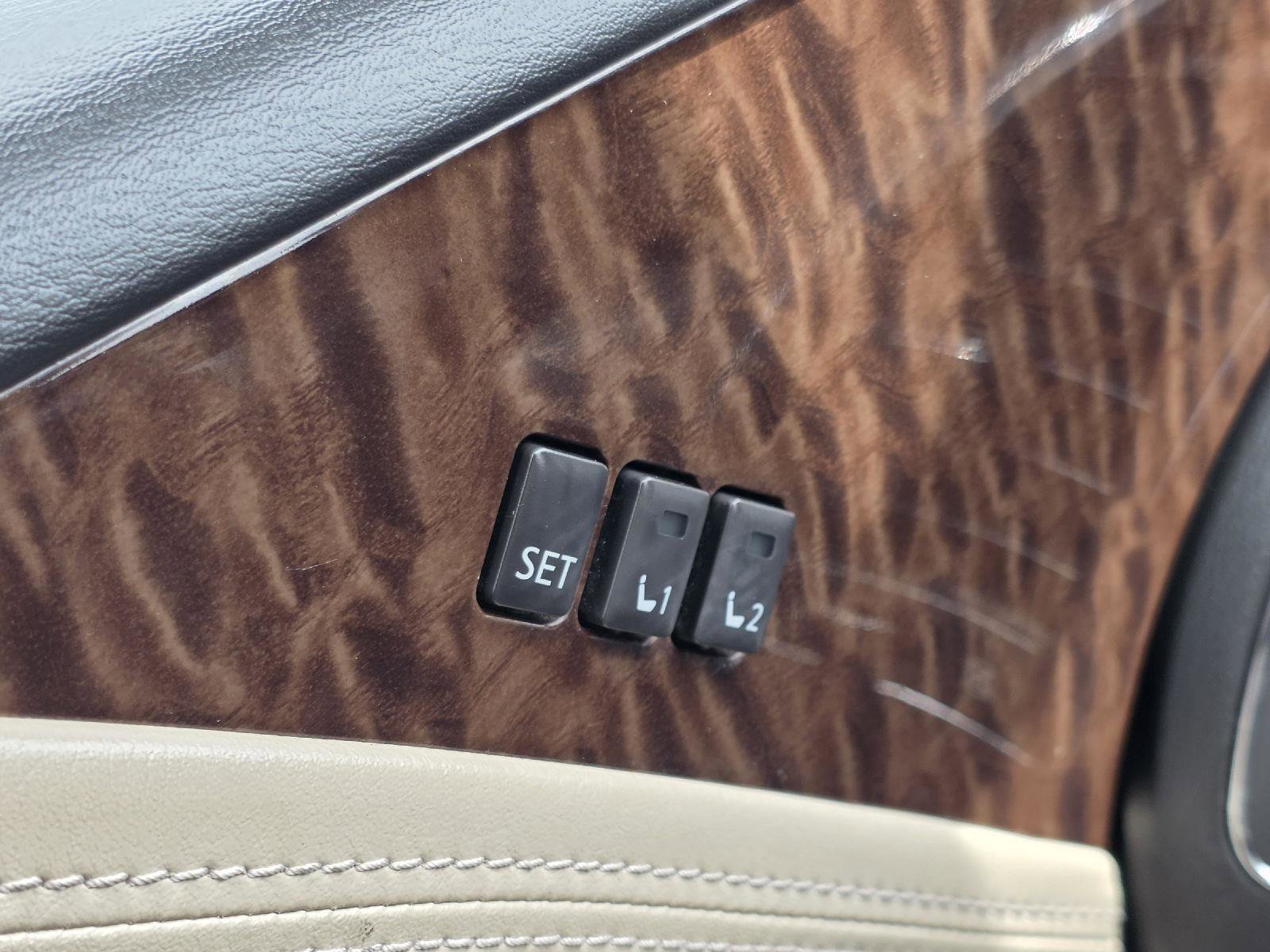 Used 2018 Nissan Armada SL w/ Premium Package RWD image 11
