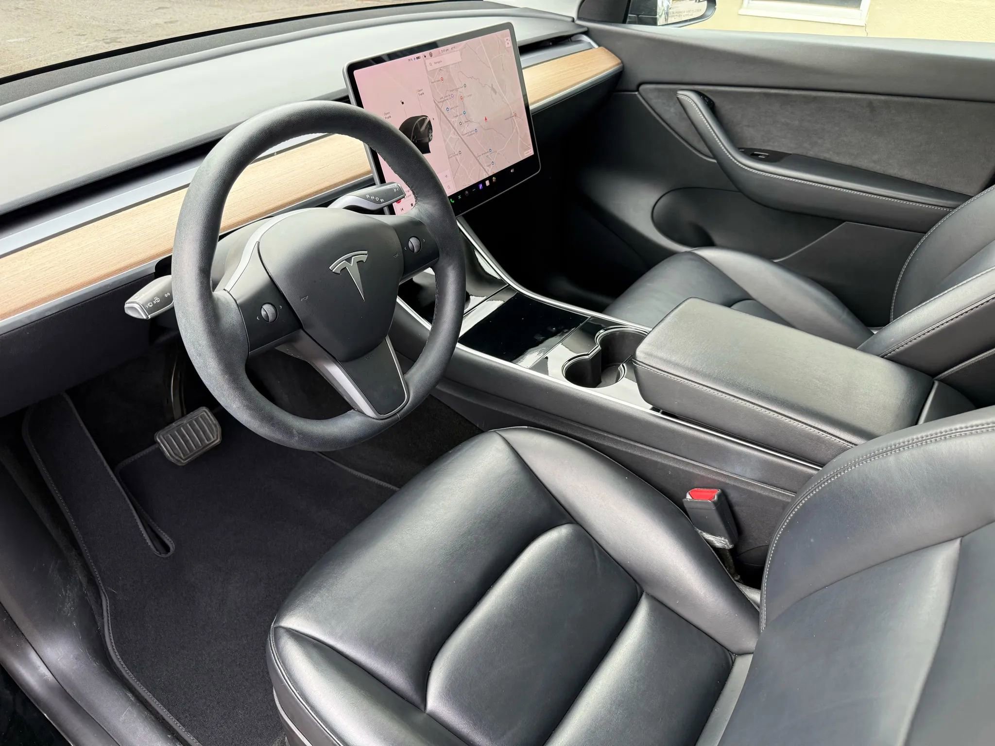 Used 2021 Tesla Model Y Long Range image 14