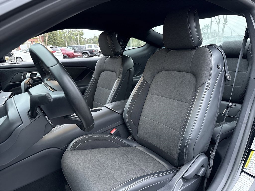 Used 2024 Ford Mustang Coupe image 11
