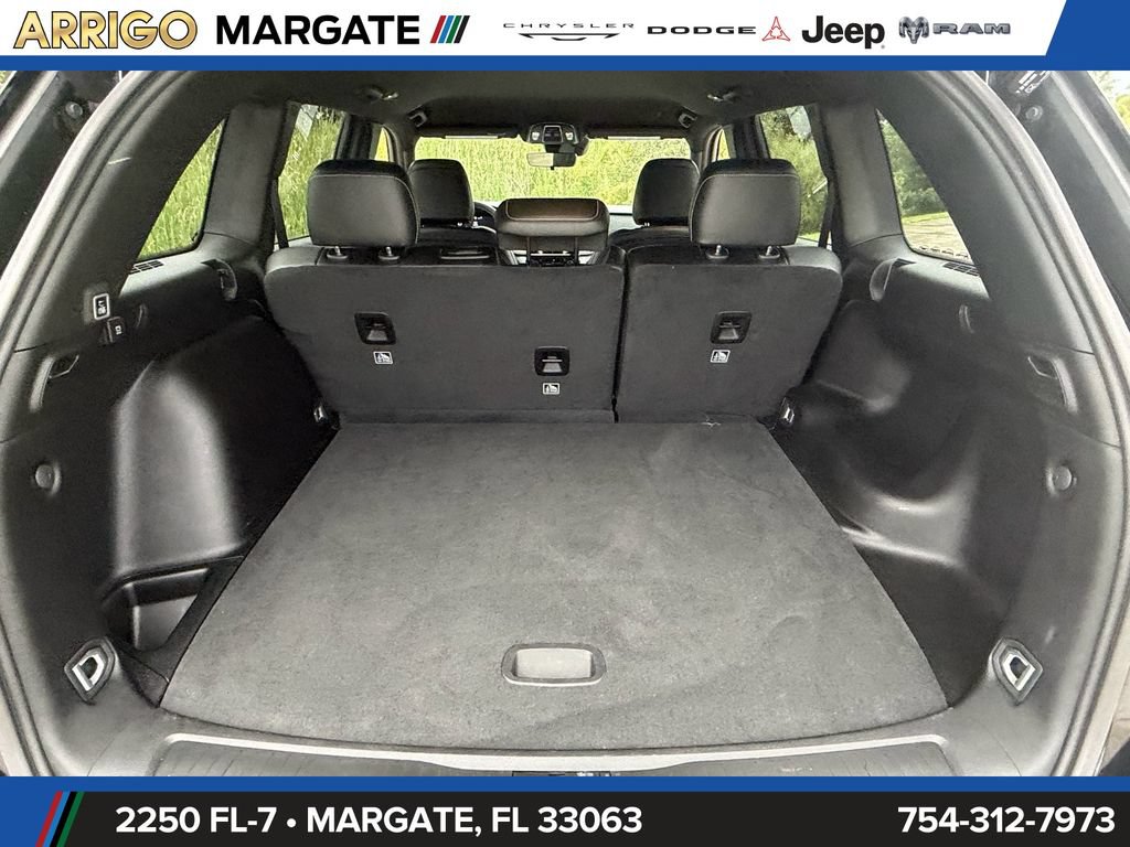 Certified 2025 Jeep Grand Cherokee Limited RWD image 15