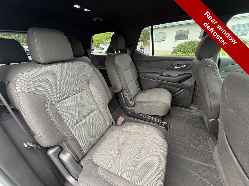 Used 2023 Chevrolet Traverse LT w/ LPO, Floor Liner Package AWD/4WD image 40