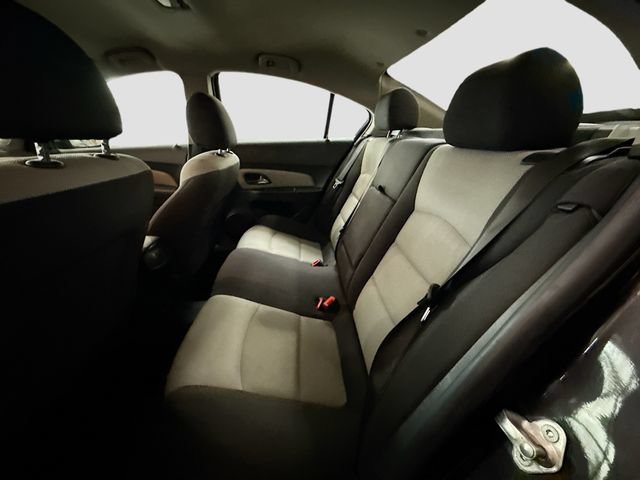 Used 2014 Chevrolet Cruze LS FWD image 19
