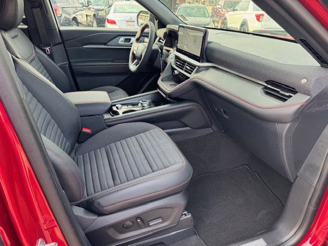 New 2025 Ford Explorer ST-Line image 16