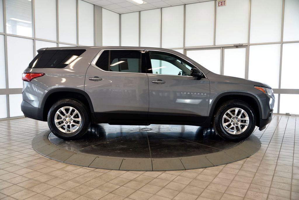Used 2019 Chevrolet Traverse LS FWD image 9