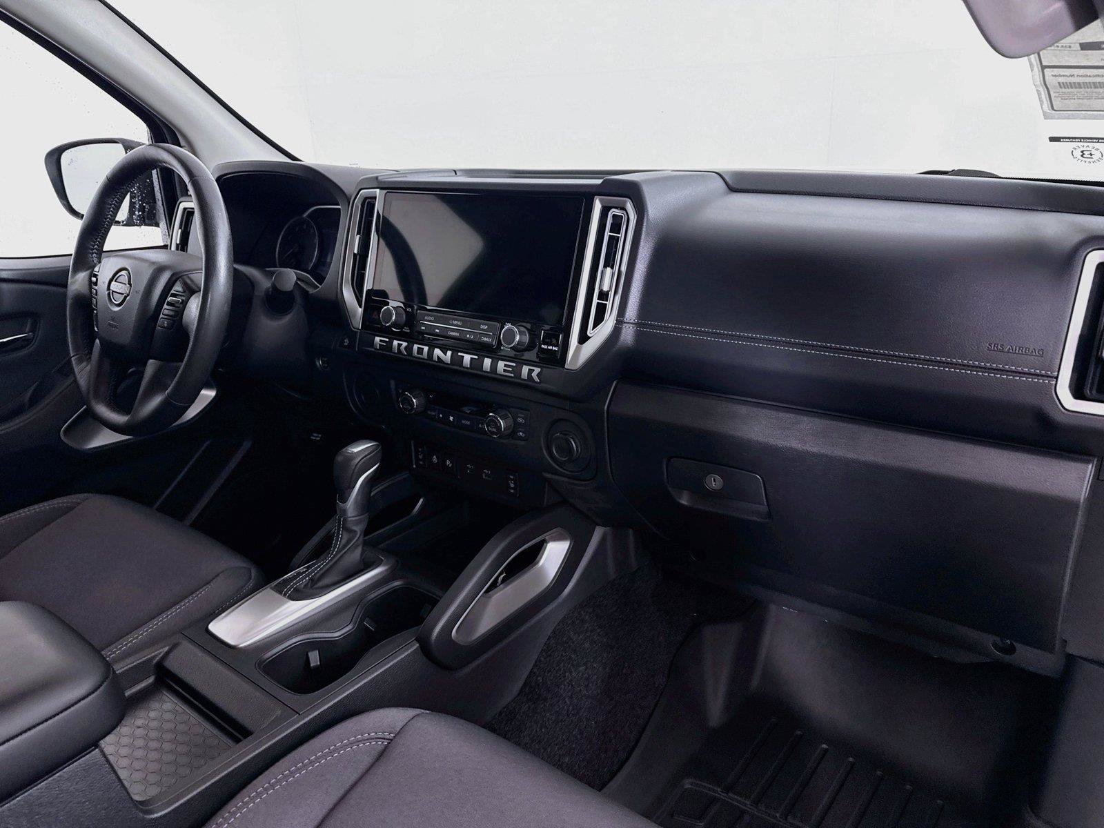 Used 2025 Nissan Frontier SV w/ SV Convenience Package RWD image 38