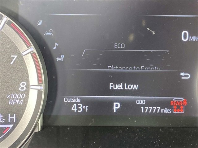 Used 2024 Toyota Highlander XLE image 22