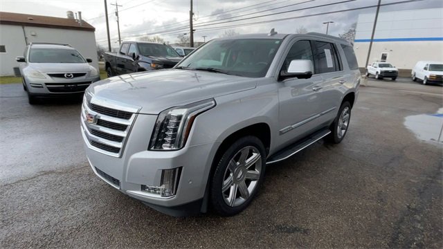 Used 2020 Cadillac Escalade Luxury image 4