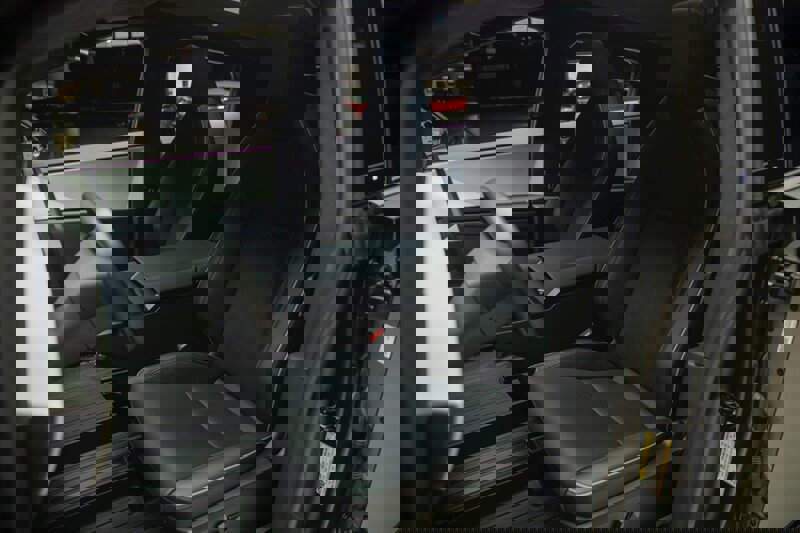 Used 2024 Tesla Cybertruck AWD Crew Cab image 24